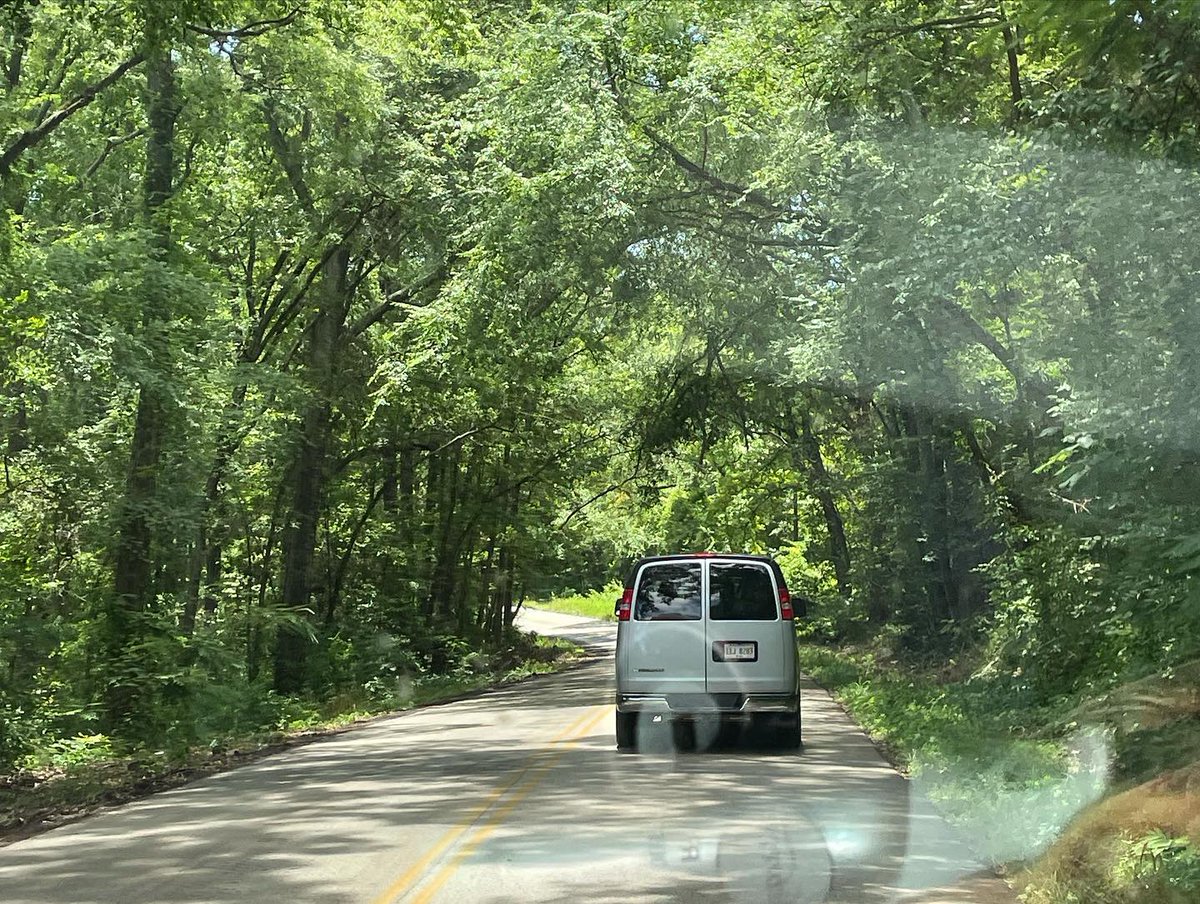 ChapelMS's tweet photo. Day One: The Road Trip

Two Vans
18 People
Nearly Ten Hours Driving (for side effects, see last picture!)

The Chapel of the Cross EYC has officially landed in Austin, and we are so excited to see what God has in store for them this week! https://t.co/OO78vJbU4R