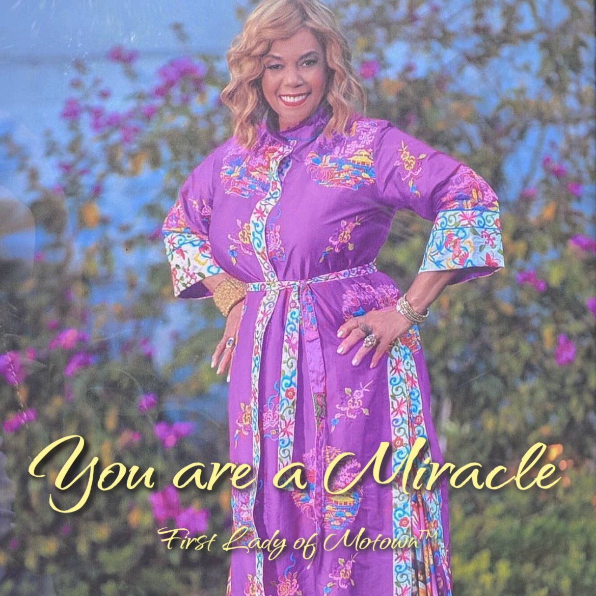 Happy Miraculous Monday!

Never forget that you are God's Miracle.

#MiraculousMonday #FirstLadyofMotown