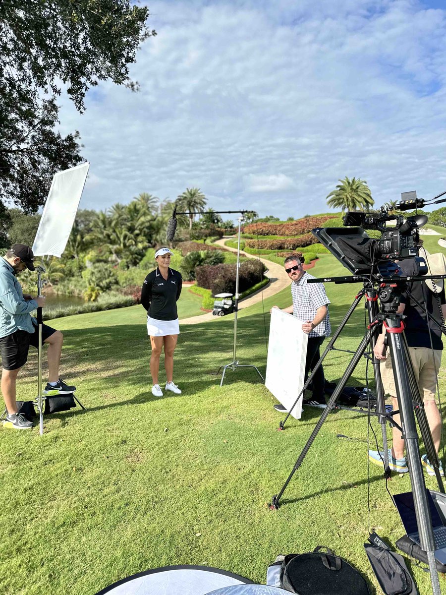 ngfilms's tweet photo. Great shoot with Lexi Thompson &amp; Ivoera in West Palm Beach, FL 🎬🏌️‍♀️#golf #trumpgolf #golfer #progolfer #videoproduction #westpalmbeach #lexi #ngproductionfilms #brandvideos #sponsored #golfergirl #pgatour #pga #womengolf #golfcourse #outdoor #canon #prompter #photography #video https://t.co/BcPiW2BcL5