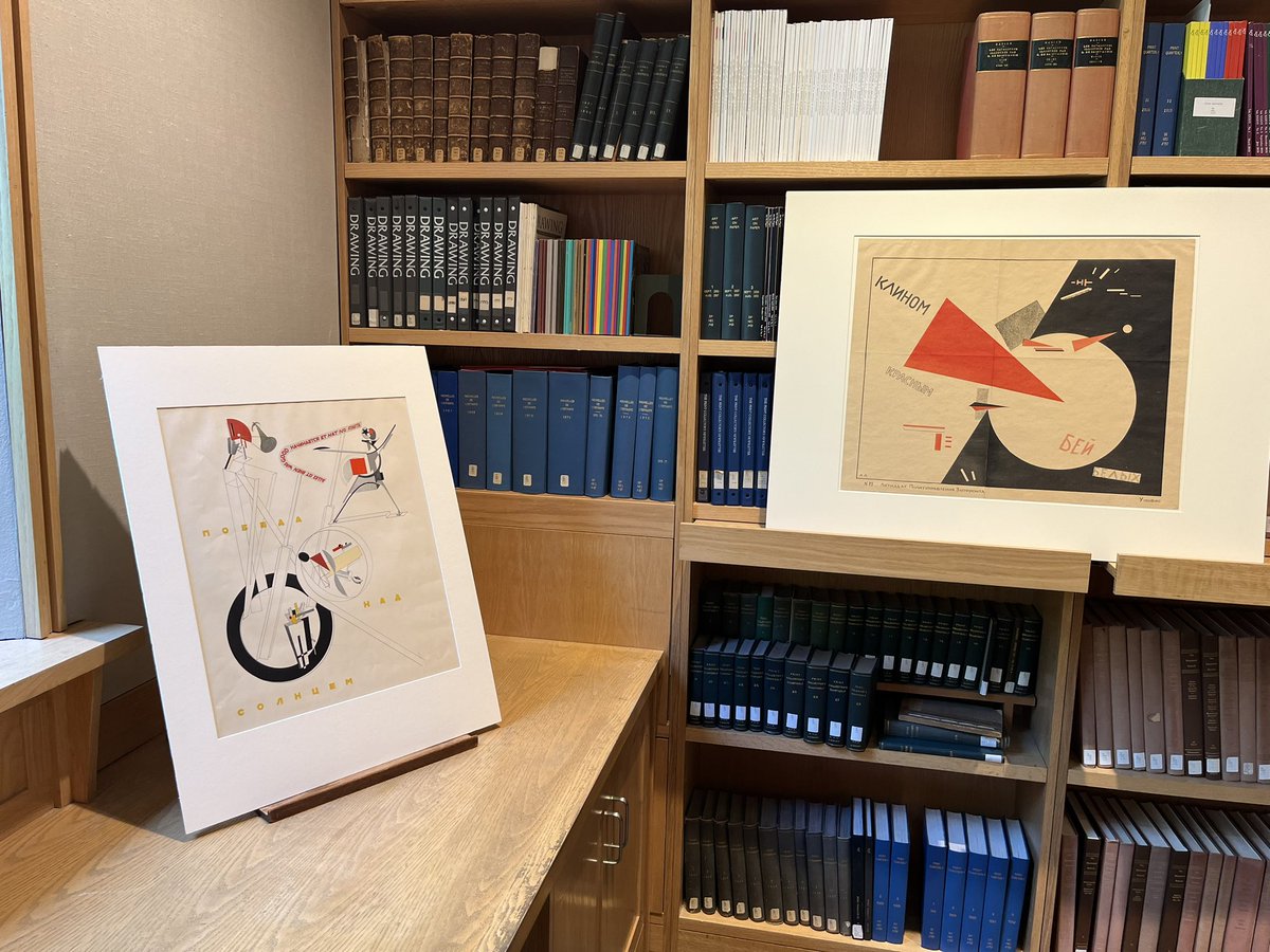 VisualStudiesNU's tweet image. ARTH3000 Design and propaganda visiting the @mfaboston today to have a look at their Soviet prints, books and photographs! @Northeastern @NU_CAMD