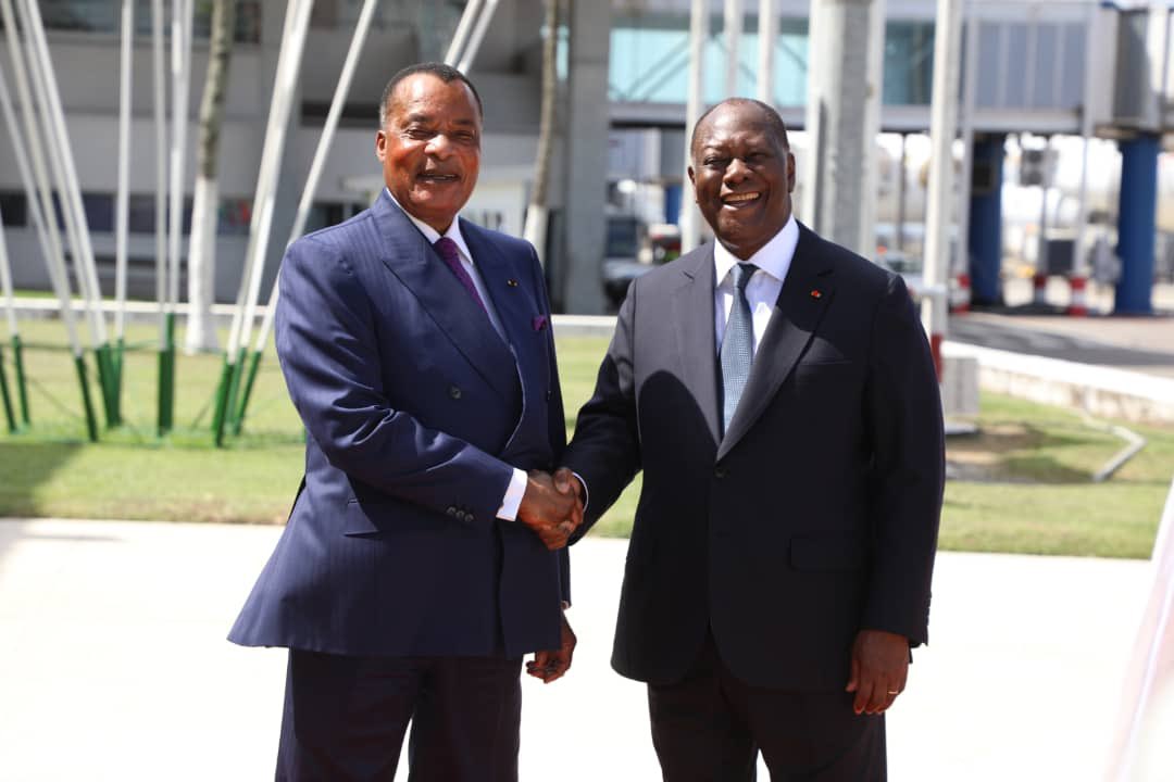 SassouNGuesso_'s tweet photo. Je suis très heureux de fouler à nouveau le sol ivoirien. 
J’exprime ma gratitude à mon frère et ami, le Président @AOuattara_PRCI, au peuple frère de Côte d’Ivoire, ainsi qu’ à la communauté congolaise de ce pays, pour l’accueil chaleureux qu’ils m’ont réservé à mon arrivée à Abidjan, ce 12 juin.