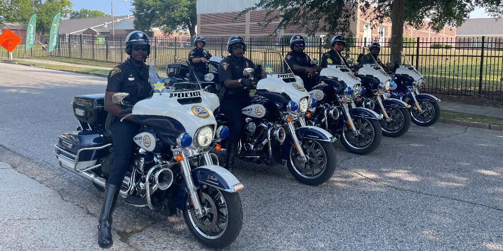 BishopState's tweet image. The #BishopState #5KFunRun &amp;amp; 1-Mile Walk is successfully in the books! Thank you to our participants for braving the heat &amp;amp; joining us for this fun, festive event! To our organizers, students, depts., &amp;amp; sponsors THANK YOU!! We couldn't have done it without you! @ACCS_Education