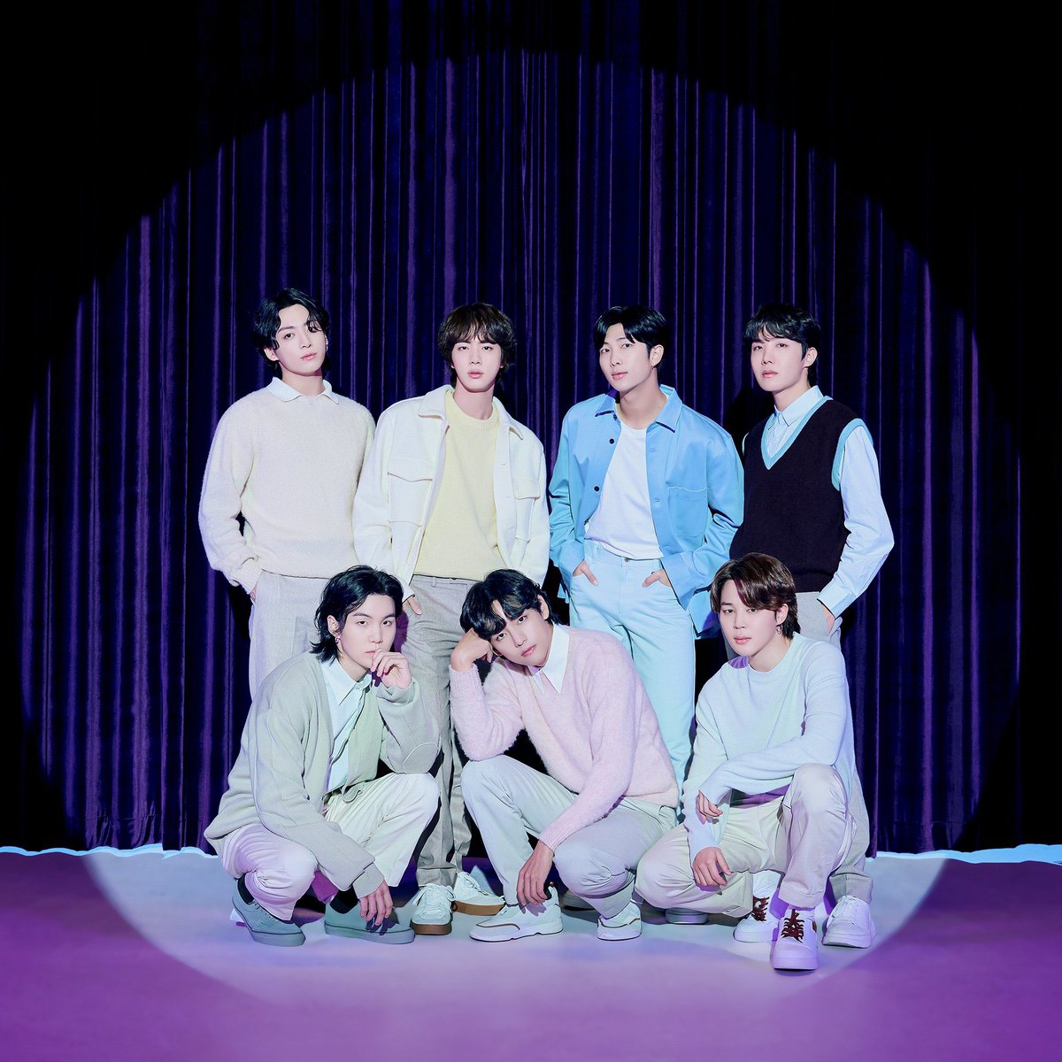 TPaperheart's tweet photo. Millones de gracias por la ilusión y la felicidad que nos habéis dado durante 10 años, nuestro amor será eterno 💜

Our love will be eternal #BTS10thAnniversary https://t.co/GbWWjHzoNd