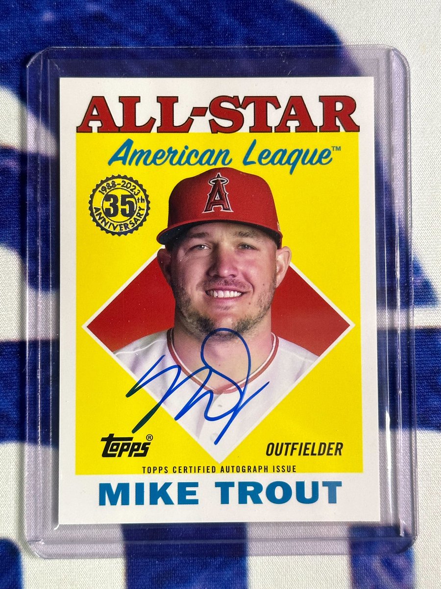 therotobox's tweet photo. Some more series 2 🔥 from our case break! Trouts on card auto is a thing of beauty especially with that heavy handed blue ink pen 😎 @CardPurchaser https://t.co/g15EWRRzhR