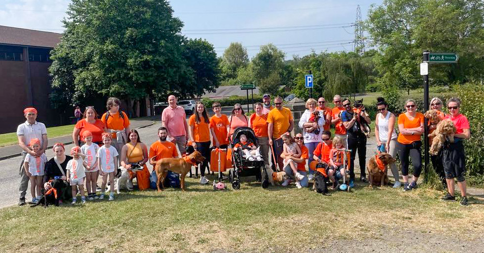 ViewFromCamera's tweet photo. @BeefyBotham @BattenDiseaseuk Thank you for your support of #InternationalBattenDiseaseAwarenessDay #battenday2023 #battendisease @BeefyBotham
I joined the inspiring @njrchfoundation family and friends for #BuddysBigBattenWalk on Saturday and heard from Louis (best big brother) of his love for cricket 🏏 https://t.co/YzuyLoXW0L
