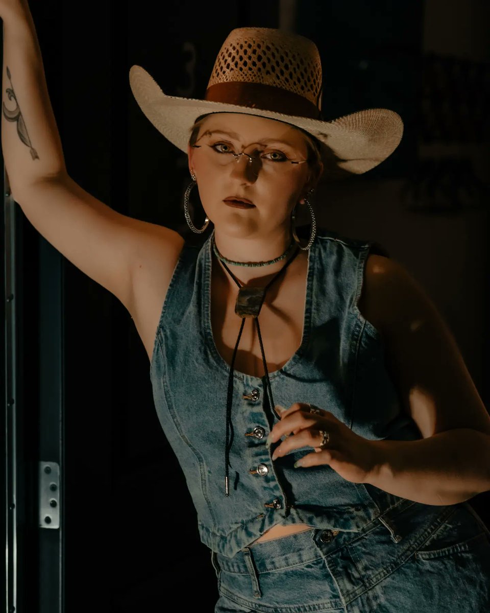 Bonafide Cowboy Photography capturing a bonafide cowboy moment 📸🌴🐂