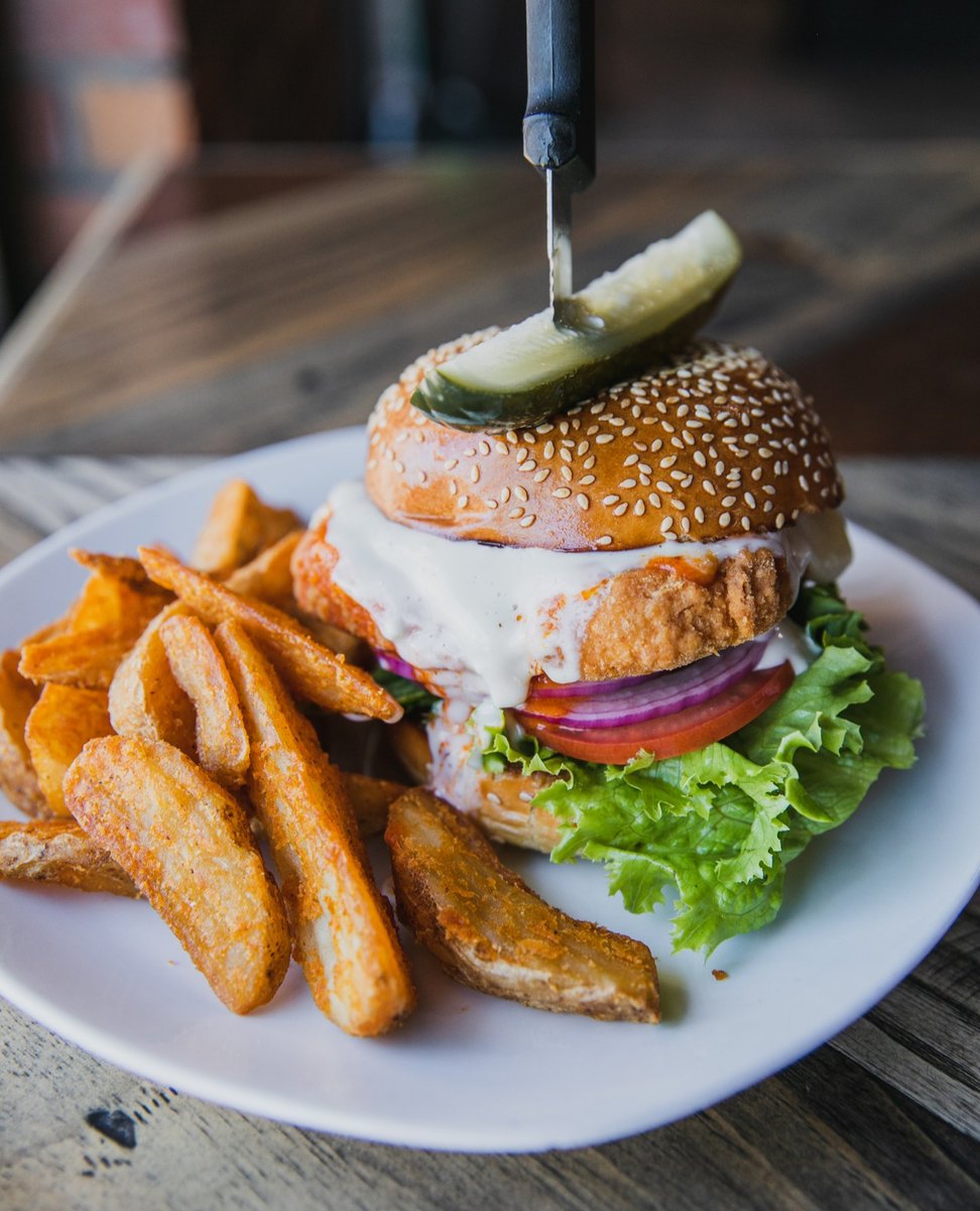 Chompie's tweet media