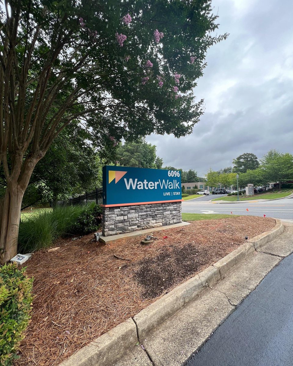 Welcome to Sandy Springs, WaterWalk Perimeter! They are introducing the industry’s first short-term ready-to-furnish stay. 

#sspc #sandyspringsga #waterwalk #ribboncutting #grandopening #flexibleliving