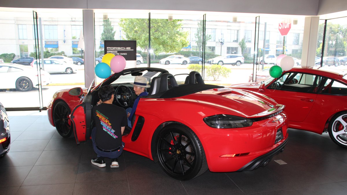 ArlPorsche's tweet photo. We had a great time this past Saturday celebrating 75 years of Porsche.

Special thanks to @CGeorgetowndc for the delicious snacks and coffee, and to our valued clients for spending the morning with us.

Here's to another 75 years 🎉

#porsche #porsche75years #dreaminfullcolor https://t.co/914uYzTTJg