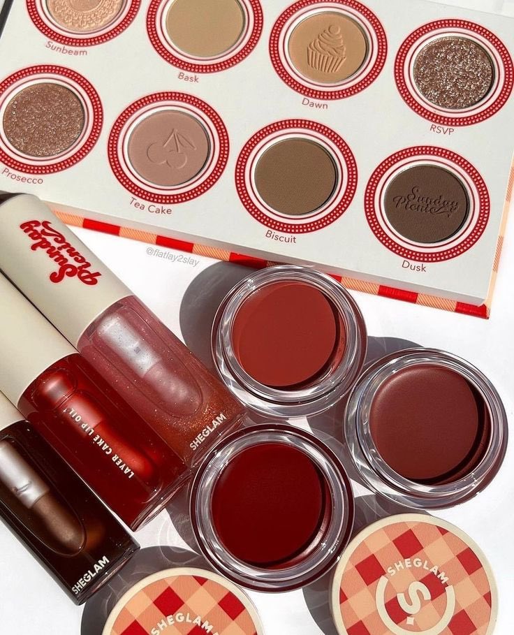 Makes essenciais na #SHEIN 

- a thread 

🎟 Adicione o código de referência BR60212S para ganhar desconto extra
🖤 shein.com/invite?utm_cam…