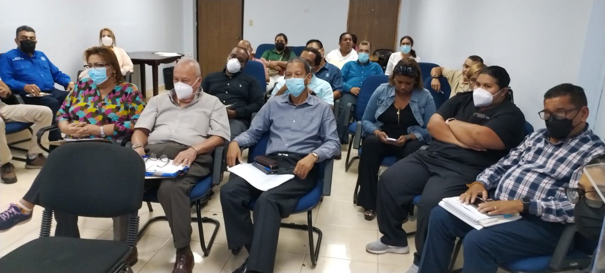 CSSPanama's tweet photo. #PanamáOeste
Autoridades provinciales se reúnen con directores médicos y Administrativos de las unidades ejecutoras donde ultiman detalles de lo que será su participación en el tercer #SimulacroRegional2023.
#CSSsimulacro https://t.co/GW74aqvB55