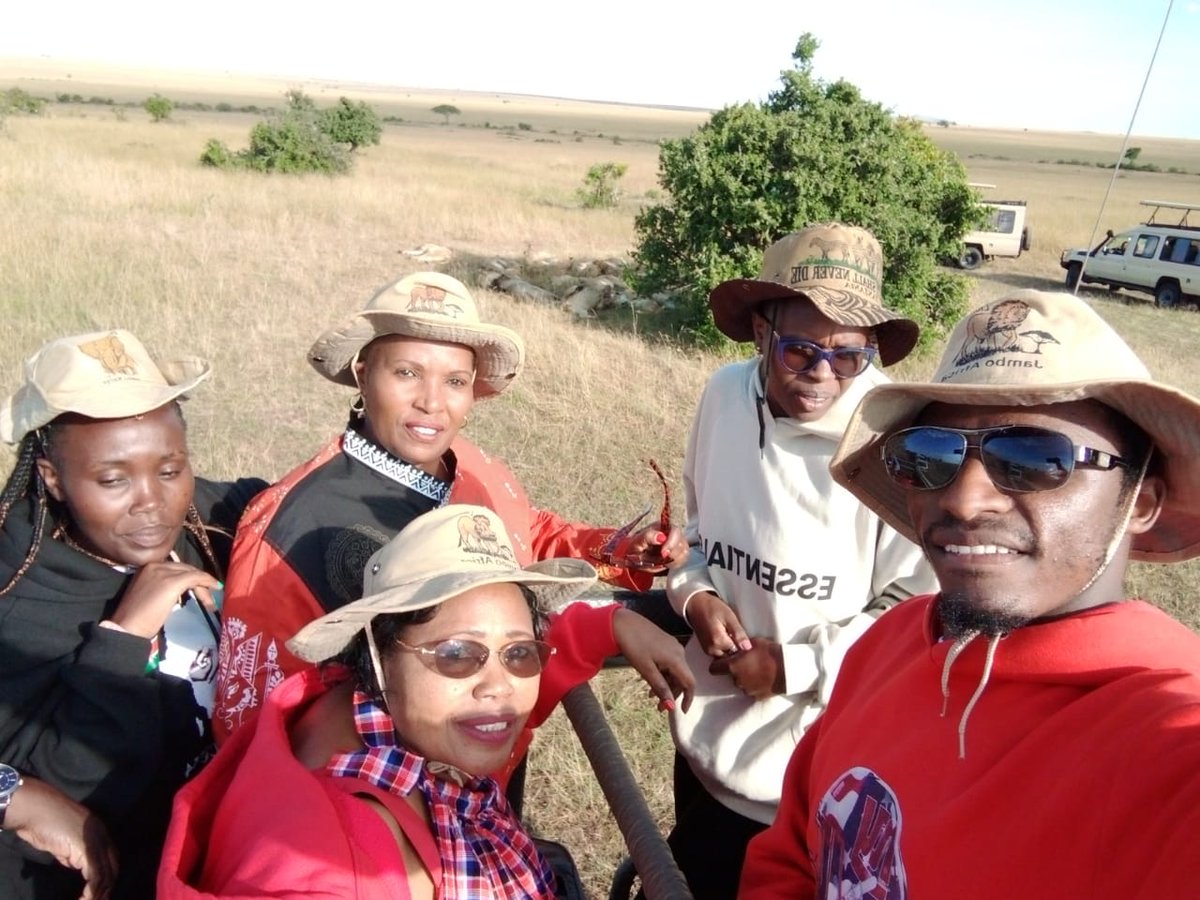 SamwelJane1's tweet image. Morning Game drive at Masai Mara National Park together with Tourism ambassadors 
@Min_TourismKE 
#tourismambassadors 
#magicalkenya