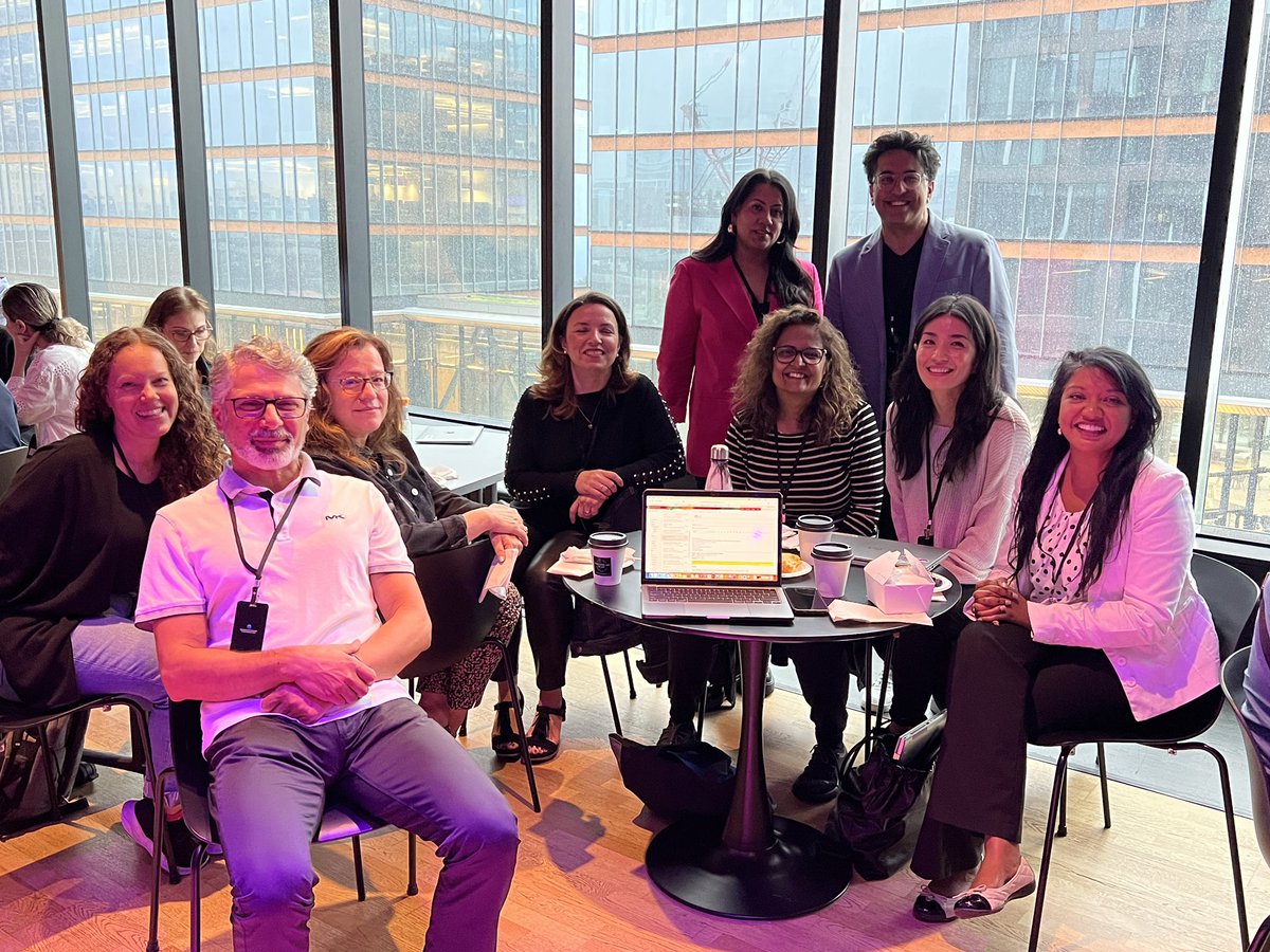 Co-op students from <a href="/YRDSB/">York Region DSB</a> and seven other school boards did a great job presenting pitches for their carefully thought out apps to industry professionals <a href="/Apple/">Apple</a> Canada.  These types of partnerships support students in exploring their skills and interests. <a href="/YRDSBPathways/">YRDSB Pathways</a>