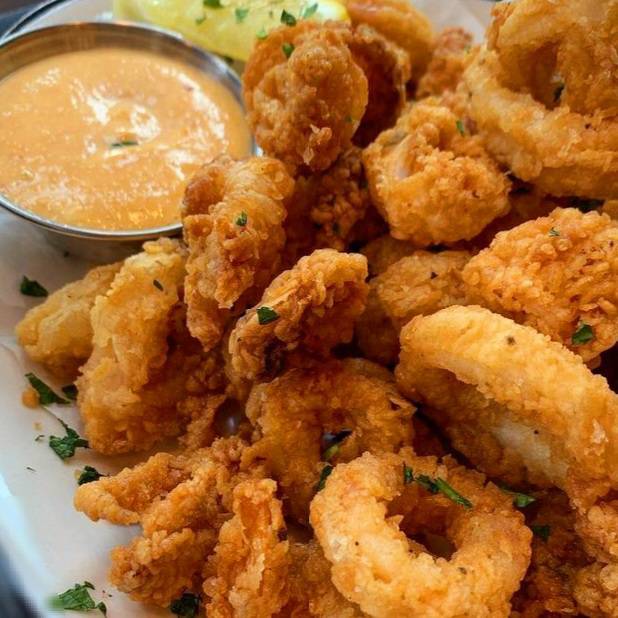 Fried Calamari 
homecookingvsfastfood.com
#fastfood #seafood #homecooking #food #recipes #foodie #foodlover #cooking #homecookingvsfastfood