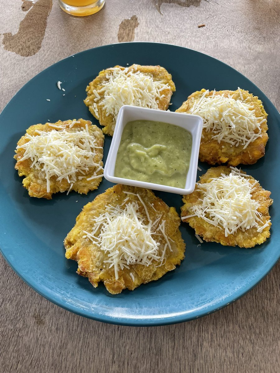 Sin0Pretension's tweet photo. Mi palenque

más que una recomendación les traemos un regalo. Comida del pacífico colombiano de la mejor calidad con precios inigualables. Si les gusta la comida de mar guarden esta publicación y nos agradecen después. A solo dos cuadras de la estación
San Javier. VAYAN!!!

📈9.5 https://t.co/GjvASHWzja