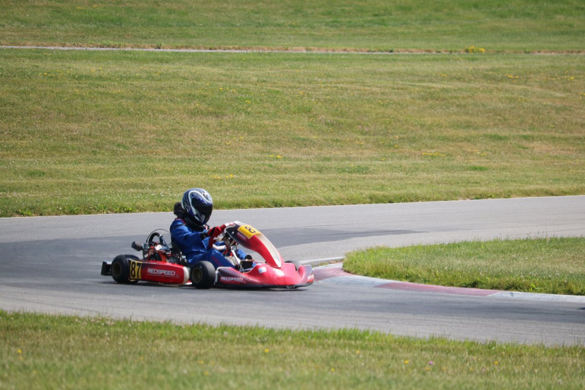 Kay_Shep_87's tweet photo. Eeeeee there was a photographer on race day π₯° #kart #lo206 https://t.co/GiKMhXiQrq