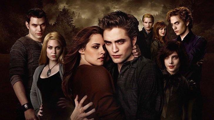 hiddlescult's tweet photo. thread de react dos filmes da Saga Crepúsculo no cinema

segue o fio e abaixe o som https://t.co/y0JwOezgIn