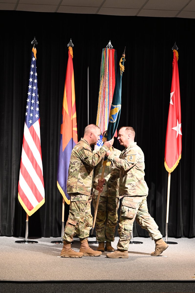 wolfpack_90's tweet image. This morning I hosted the USAICoE NCOA change of commandancy for Command Sgt. Maj. Jesse Townsend. Jesse will continue his time with #TeamHuachuca as the new MI Corps senior enlisted advisor here at USAICoE later this month. Welcome aboard CSM!
#PeopleFirst I #AlwaysOutFront