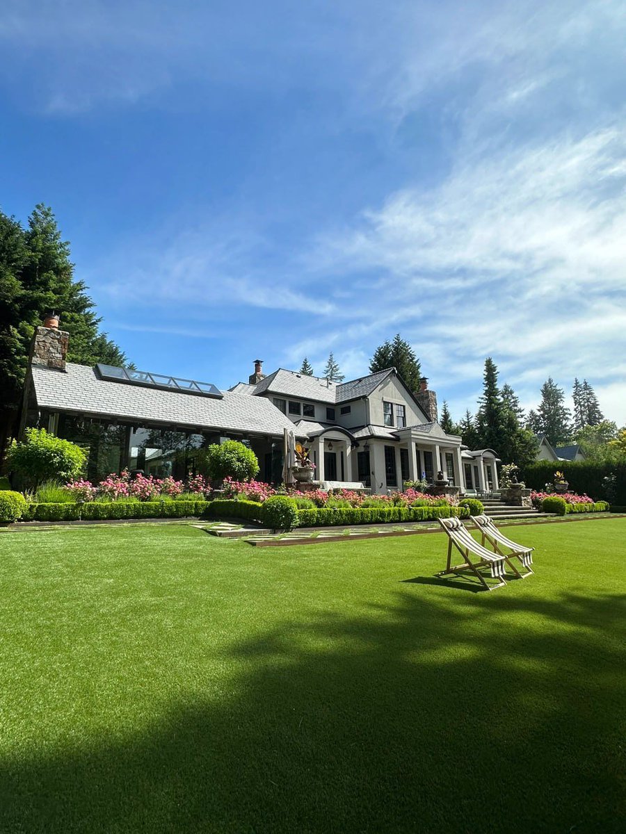 lanneyviolet's tweet photo. Washington State, Woodinville. Properties.. https://t.co/iRLAziUuiT
