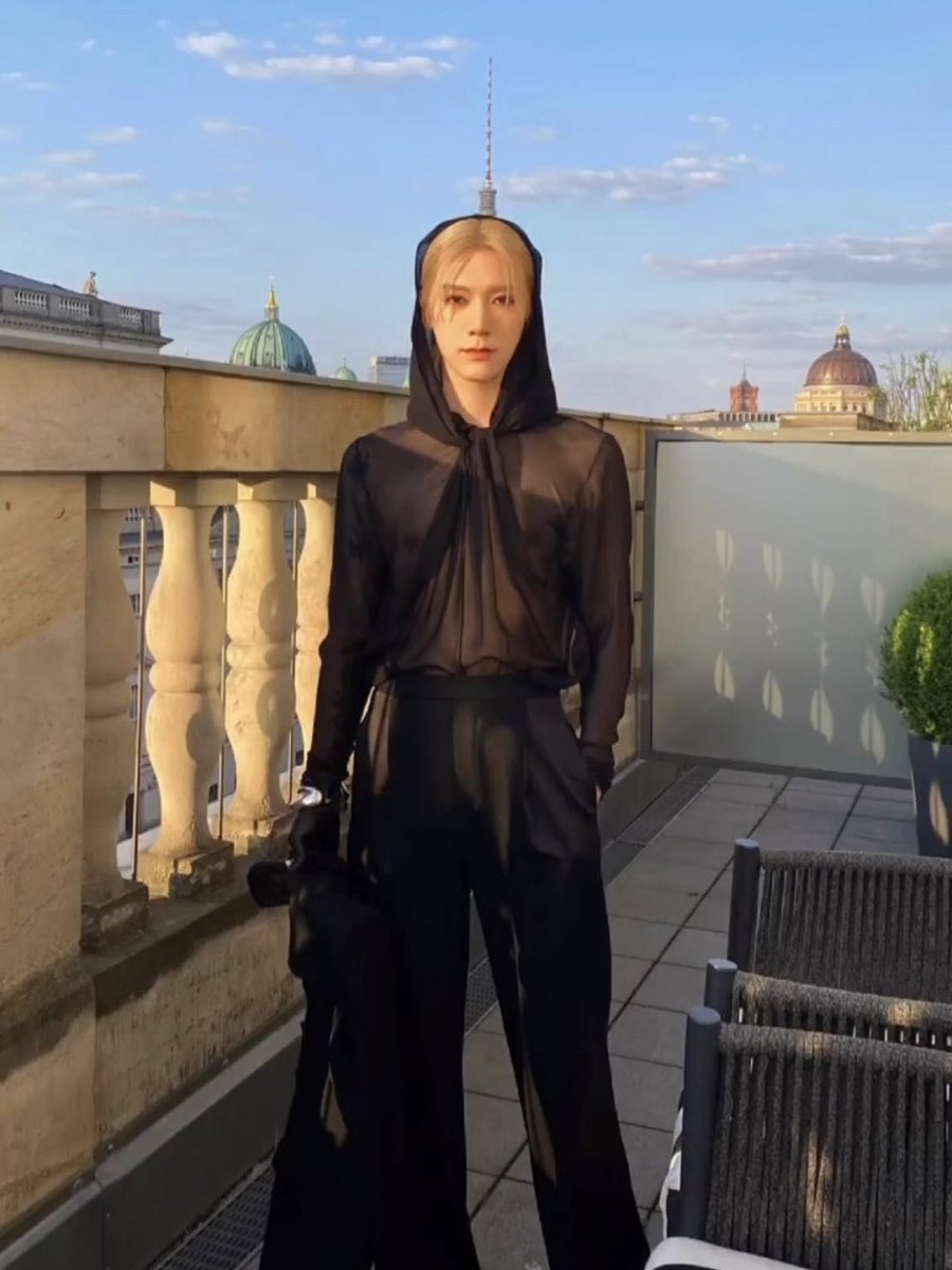#TENLEEatYSLBerlin