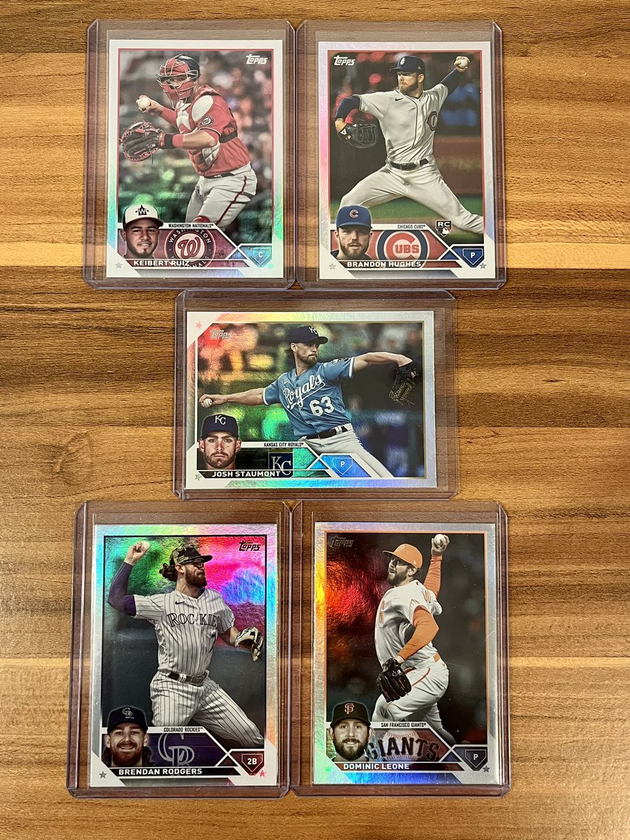 0.50 cents each all rainbow foil

Stacking until 6/16/23! Shipping in pinned tweet!

#RaidTheCloset @sports_sell