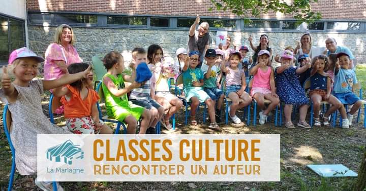 EFACroixScaille's tweet photo. Classe culture de nos M2M3 à #LaMarlagne à la rencontre du sympathique auteur jeunesse #LudovicFlamant #PECA @WBE_officiel https://t.co/8qYvvqMaZT
