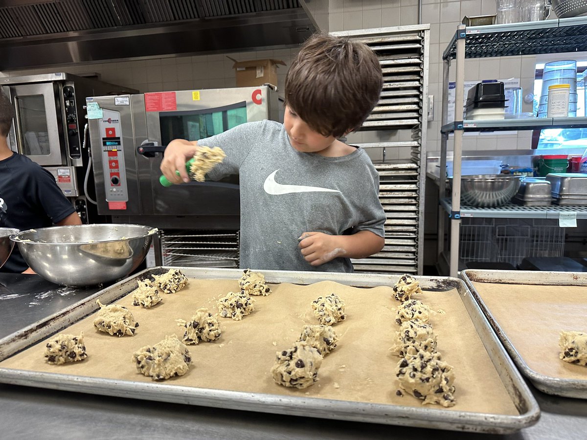 Mrs_Marth's tweet photo. SpringFest Teacher Treasure winner Josh got to bake cookies today with his friends! @PDSD_AstonES https://t.co/sAnp9q291P