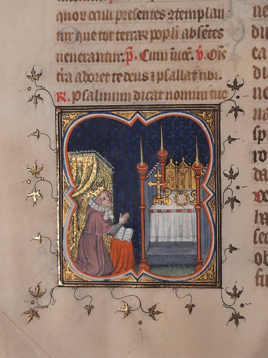 MaxenceHermant's tweet photo. Le bréviaire de Charles V était de sortie ce soir pour le dîner des mécènes. Aidez @laBnF à acquérir ce fleuron de l'enluminure française des années 1370 provenant des collections royales françaises https://t.co/0PAXLEENEM https://t.co/KmNOdrD0ib