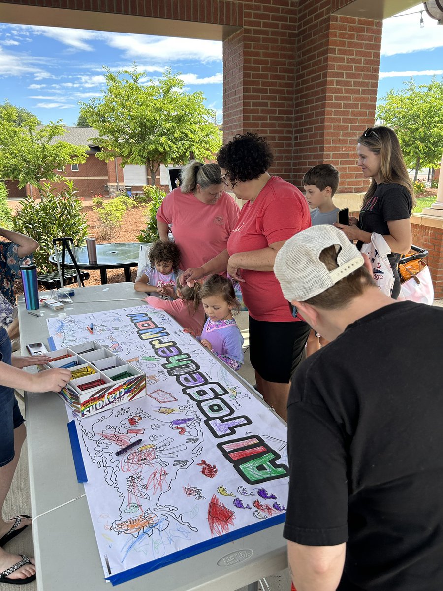 Some fun at the Summer Reading Kickoff this morning hosted by the public libraries in Rutherford County!