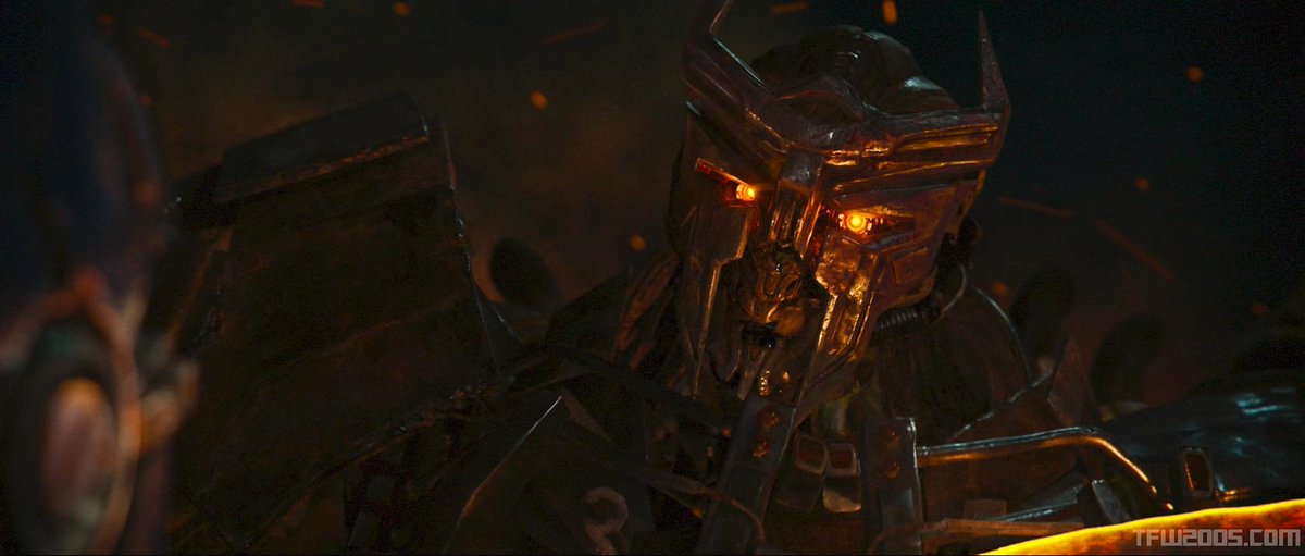 I have now seen #Transformers: #RiseOfTheBeasts TWICE in theaters! And YES It's still a great time. This film was never meant for the critics. It was always meant for the fans! 

A Thread: (1/5)