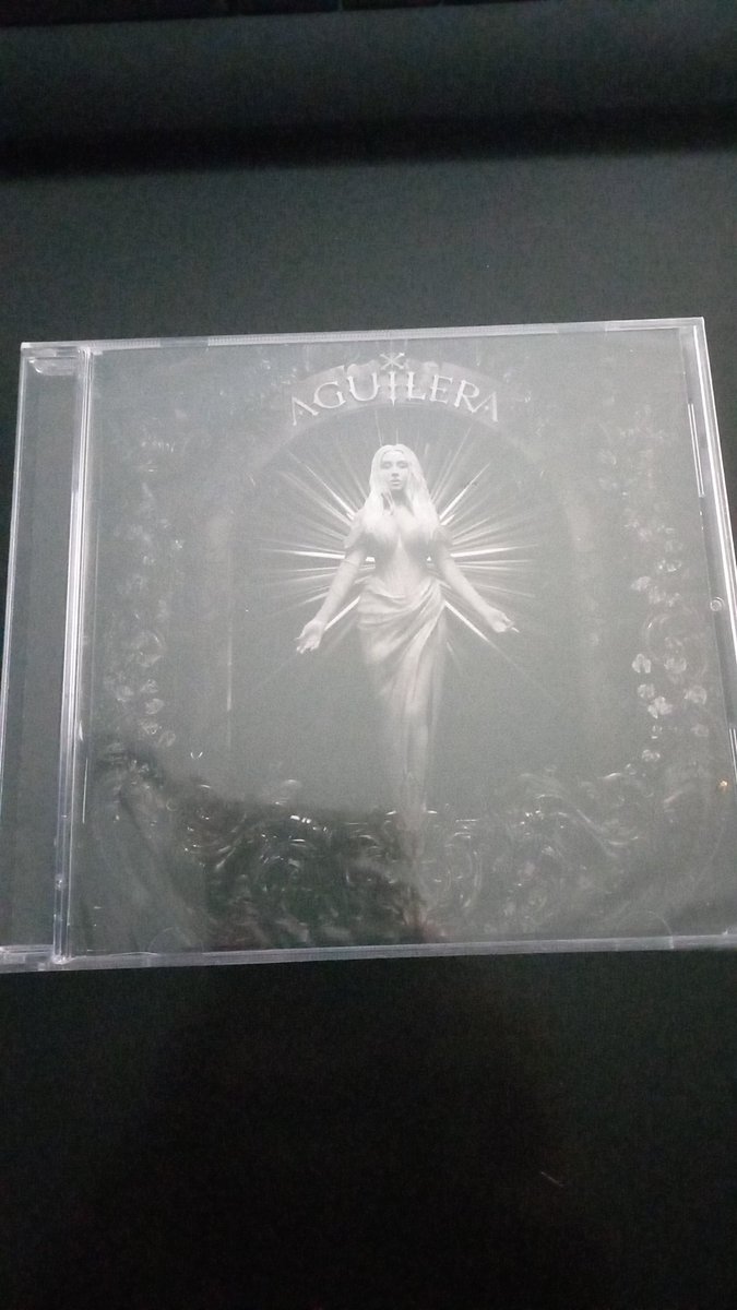 Y llego! Colección completa! #christinaaguilera #aguilera #fighters #xtina