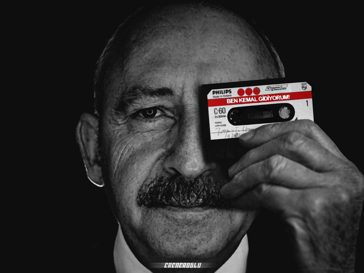 Koltuğunu bırakırken onlyfansa sat bari kasetleri..
Cebine üş bej kuruş girsin fakir dedem.
Mutfaktaki fayansları yenilersin.