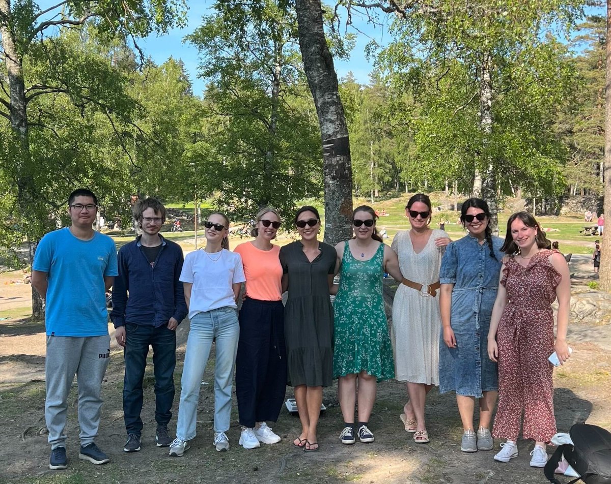 Summer picnic with the Inngjerdingen lab at Sognsvann, nice and warm in Oslo so far this summer 🤩🤩