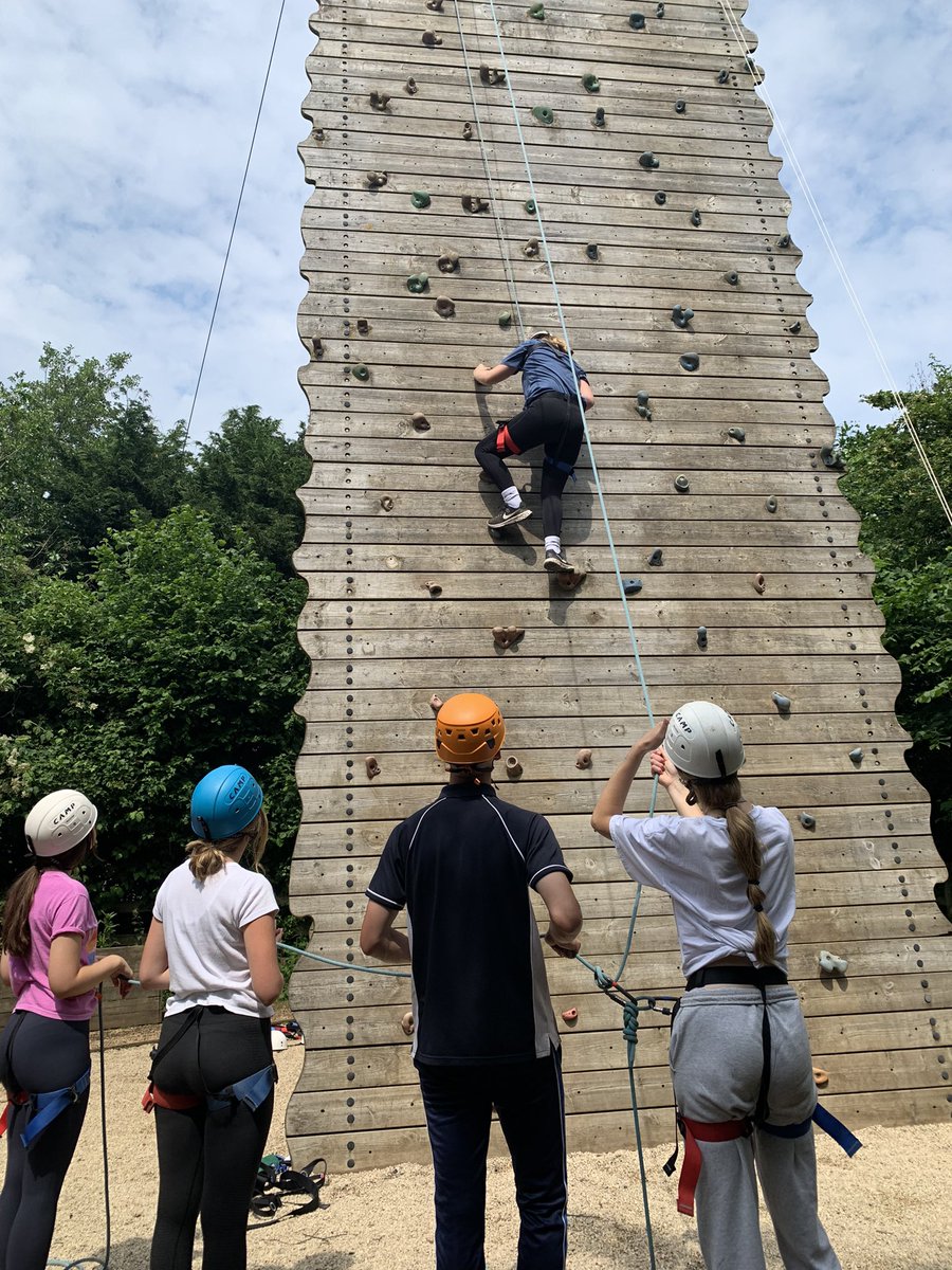 SportStEds's tweet image. Year 9 Residential day 1 - crate stack and climbing 🧗‍♀️ #greatfun #teamwork #SECpastoral #SECtrips