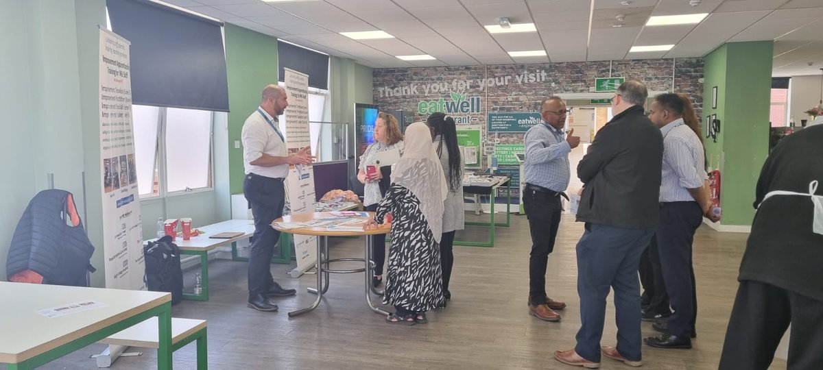 More photos from our Apprenticeship engagement session on Friday! 

Thanks to Sehar from the QI team for spending the day meeting and greeting everyone!  @WhippsCrossHosp <a href="/WeImproveBH/">WeImprove Barts Health</a> #ourqijourney2023