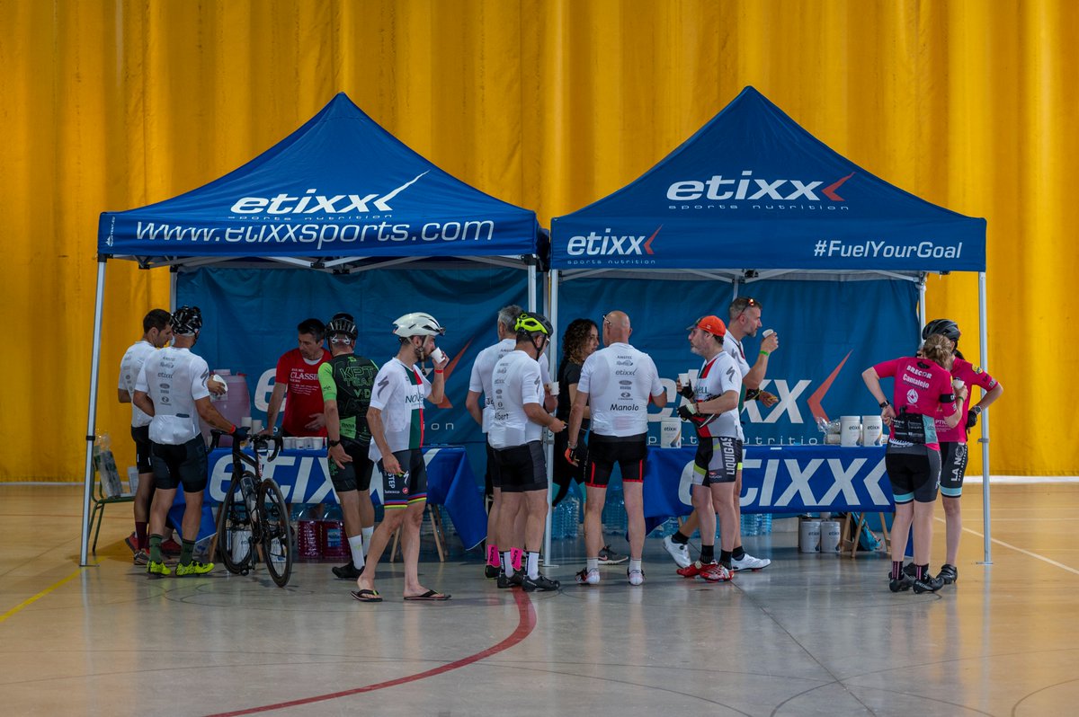 Clàssica Penedès (@classicapenedes) on Twitter photo 🔴 🟢 Consulta el teu temps a sportmaniacs.com/ca/races/class… 🚴🏻♀️🚵🏻 💨
👉 Agraïment especial un any més a <a href="/EtixxES/">Etixx España</a> i a Farmàcia Planas Huguet encarregats de rebre a totes i tots els ciclistes amb l'estand de recovery 🔝
#classicapenedes
#essenciadelciclisme 🔴 🟢 Consulta el teu temps a sportmaniacs.com/ca/races/class… 🚴🏻♀️🚵🏻 💨
👉 Agraïment especial un any més a <a href="/EtixxES/">Etixx España</a> i a Farmàcia Planas Huguet encarregats de rebre a totes i tots els ciclistes amb l'estand de recovery 🔝
#classicapenedes
#essenciadelciclisme