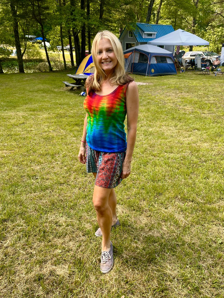 RebeccaFlatpick's tweet photo. Scenes from West Va at One Man Jam Fest! Loved Saturday night solo jams. Festivaaal in with continuous music 48 hours nonstop…! Bobby Keel’s songwriting was a favorite.
#OneManJam #onewomanshow #onewomanjam #WestVirginia #westvirginiamusic #westvirginiafestival https://t.co/iplGBFfeH4