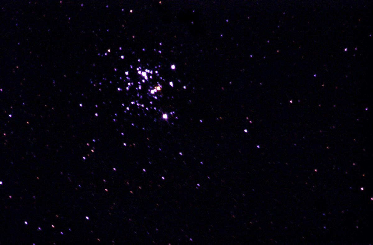 ObservatorioPG's tweet photo. Aglomerado chamado Caixinha de Jóias.  Próximo ao Cruzeiro do Sul, é visível a olho nu em locais com baixa poluição luminosa.  
#astronomia #observatoriopg #Skywatcher #Canon #Sequator #Lightroom https://t.co/kqDUUcsL0v