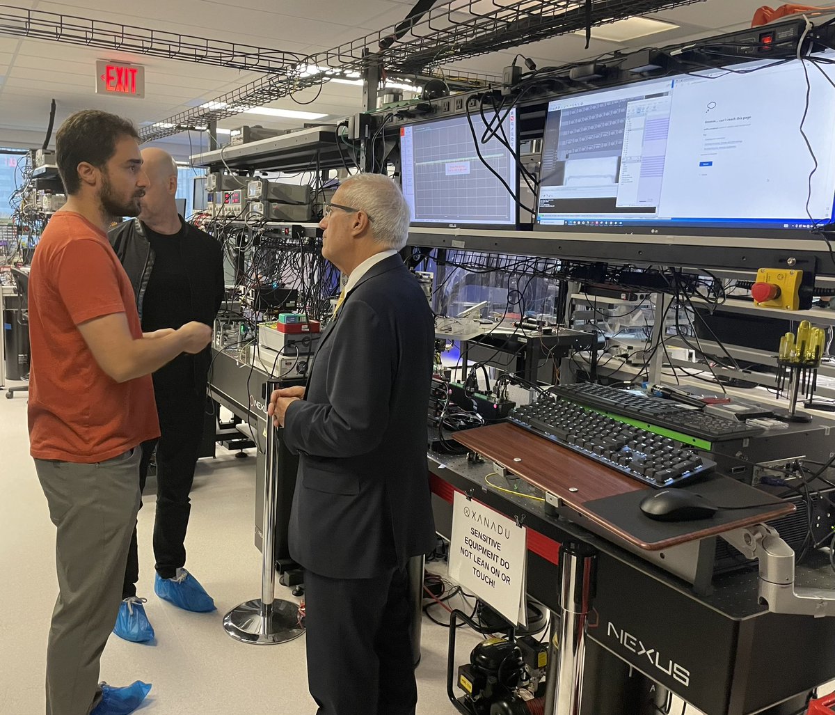 Fantastic to tour <a href="/XanaduAI/">Xanadu</a> and learn more about their #quantum #technology.

Xanadu’s goal is to build quantum computers that are useful to people everywhere.

Through <a href="/OCInnovation/">Ontario Centre of Innovation (OCI)</a>, we helped Xanadu grow in their earliest days and drive innovation in #Ontario.