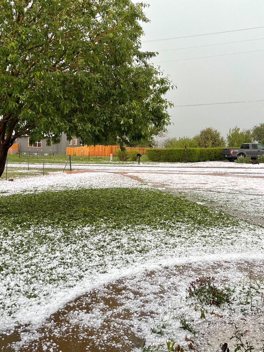 KOAA's tweet image. Here are some viewer images of the hail that has come down in Cañon City from Nick Carochi. 

#COWX #KOAA #ColoradoWeather