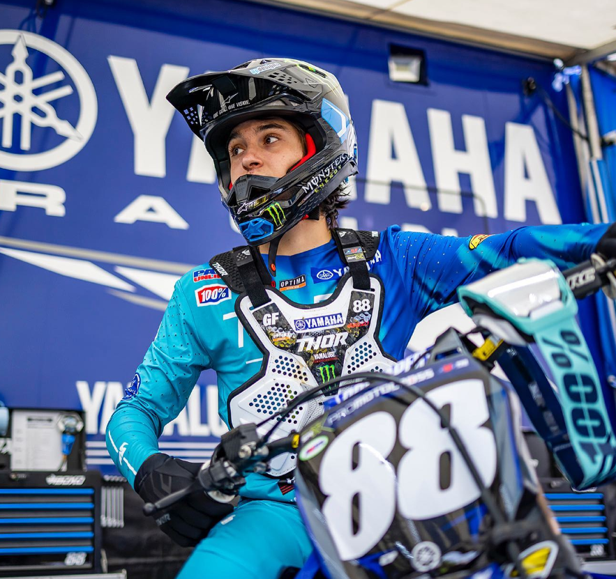 motocrossvice's tweet photo. 🏥🔵INJURY UPDATE // Guillem Farres and Benoit Paturel. https://t.co/BASnfvW6P4
#moto #mx #motocross #mxgp #mx2 #starracing #yamaha #farres #paturel #smx #ama #mxvice