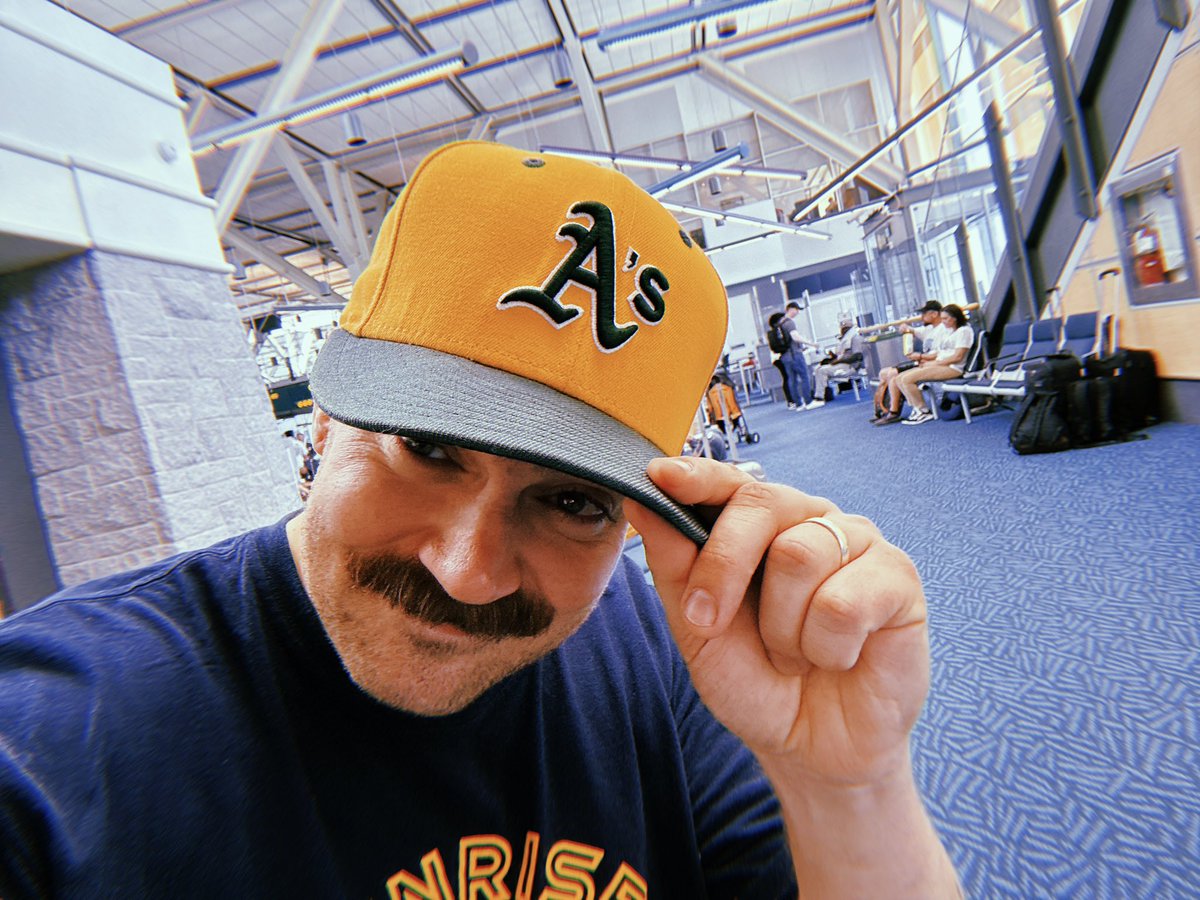 jamesesiddall's tweet photo. Flew home from Toronto on Thursday, back at the airport today โ off to #Oakland to help #SaveTheAs! Canโt wait for tomorrow! #FisherOut #sell #Athletics https://t.co/MjhUBGbURF