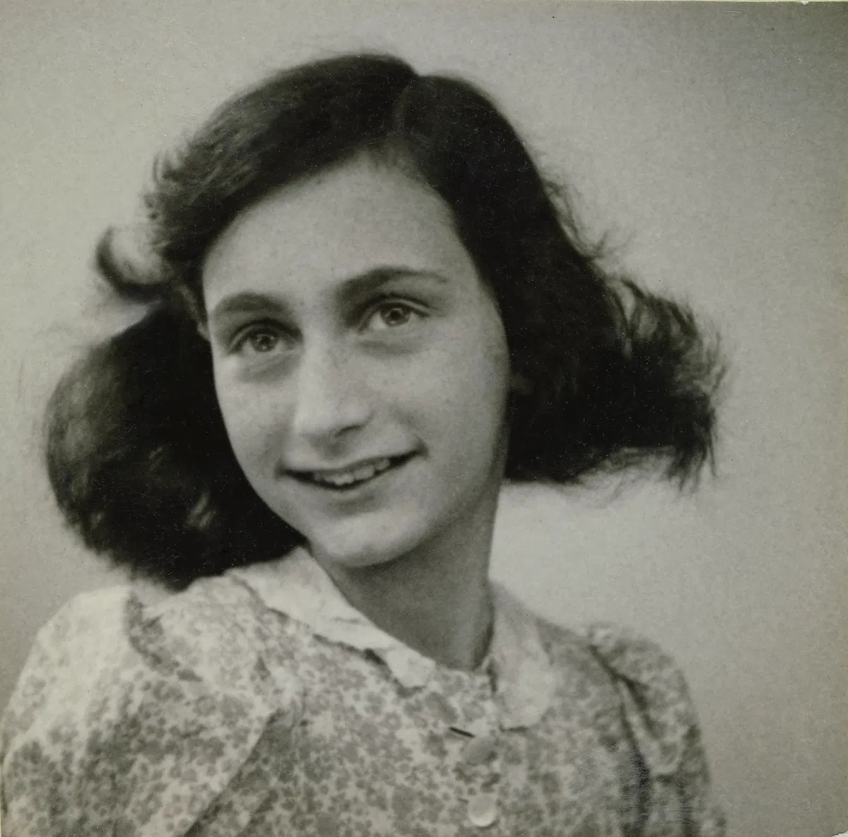 Today is Anne Franks's birthday In Uganda, Afghanistan & Somalia, LGBTs are being hunted like Anne was They hide in rooms like she did - fearing arrest, torture & execution In the name of #AnneFrank NEVER AGAIN! @benjamincohen @benjaminbutter @BenWeinthal @sanditoksvig