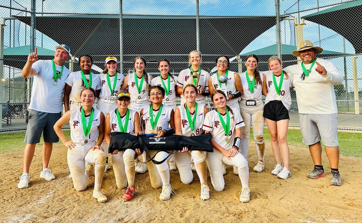 MeganB2025's tweet photo. @16uPf came ready to play! Undefeated in bracket and won the championship for the PF Exposure Showcase. I am very proud of my team and the way we played this weekend!! I went 8/13 with 3 doubles, 5 singles, 8 RBIs, and an overall BA of .615 💪 #recruitpf https://t.co/9gu99jO6Fy