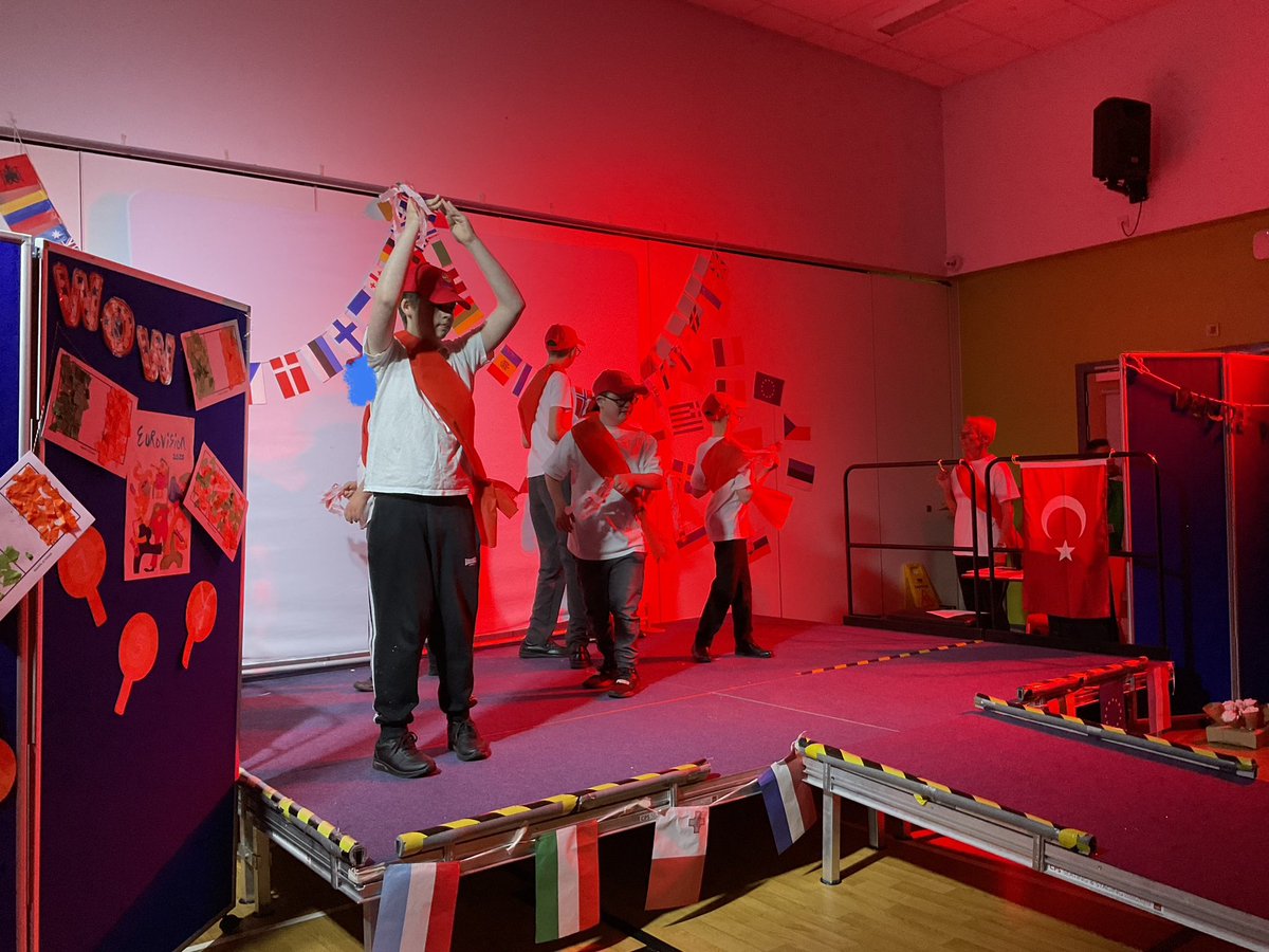 Stubbin Wood School and Nursery tweet media