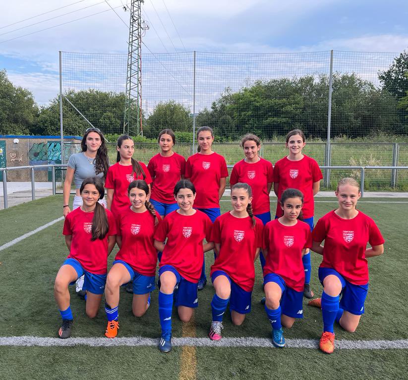 Este fin de semana nuestras jugadoras infantiles y alevines han disfrutado del Torneo AC Cup!