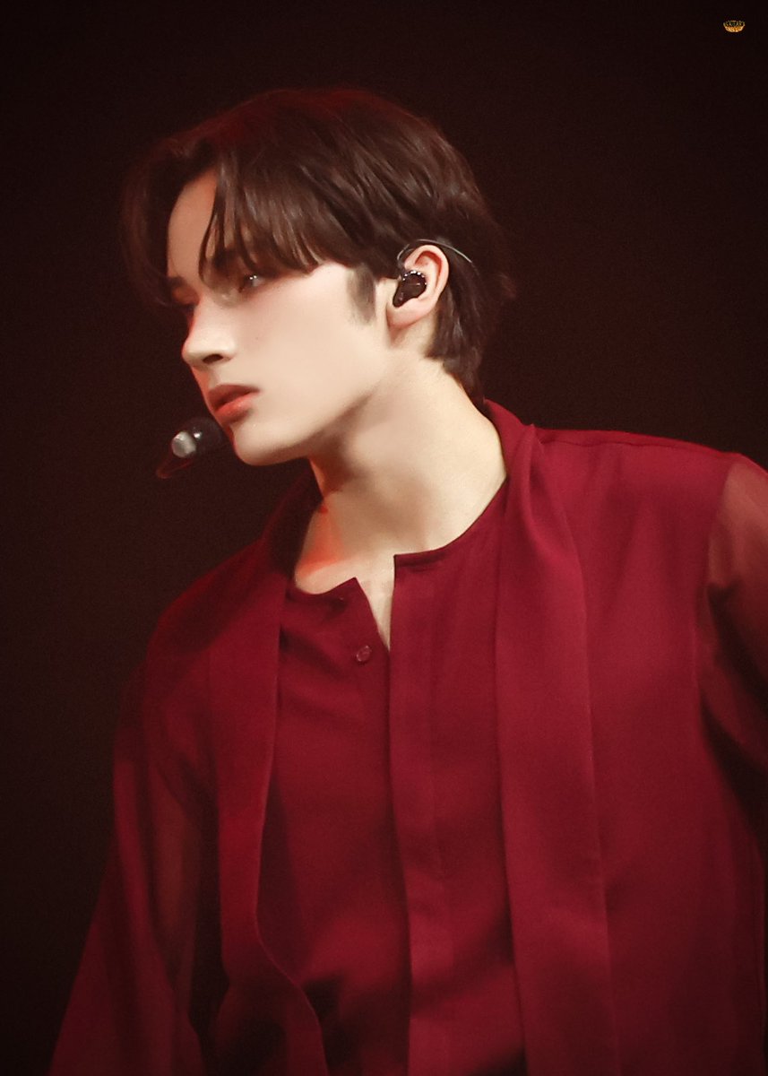 230610 위버스콘

아무말도 필요없어🍷

#휴닝카이   #HUENINGKAI   
#투모로우바이투게더   #TXT 
#TOMORROW_X_TOGETHER
