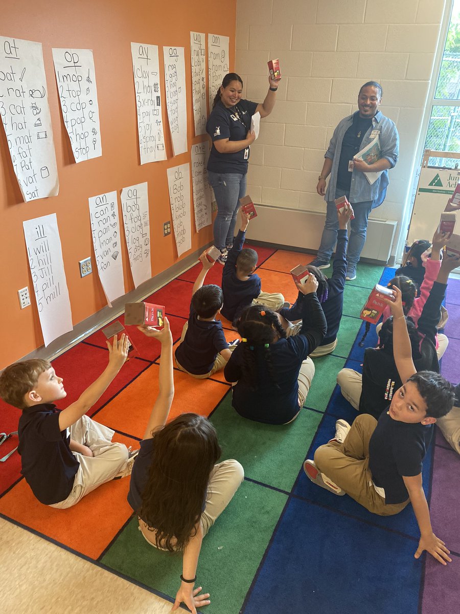 Junior Achievement tweet media