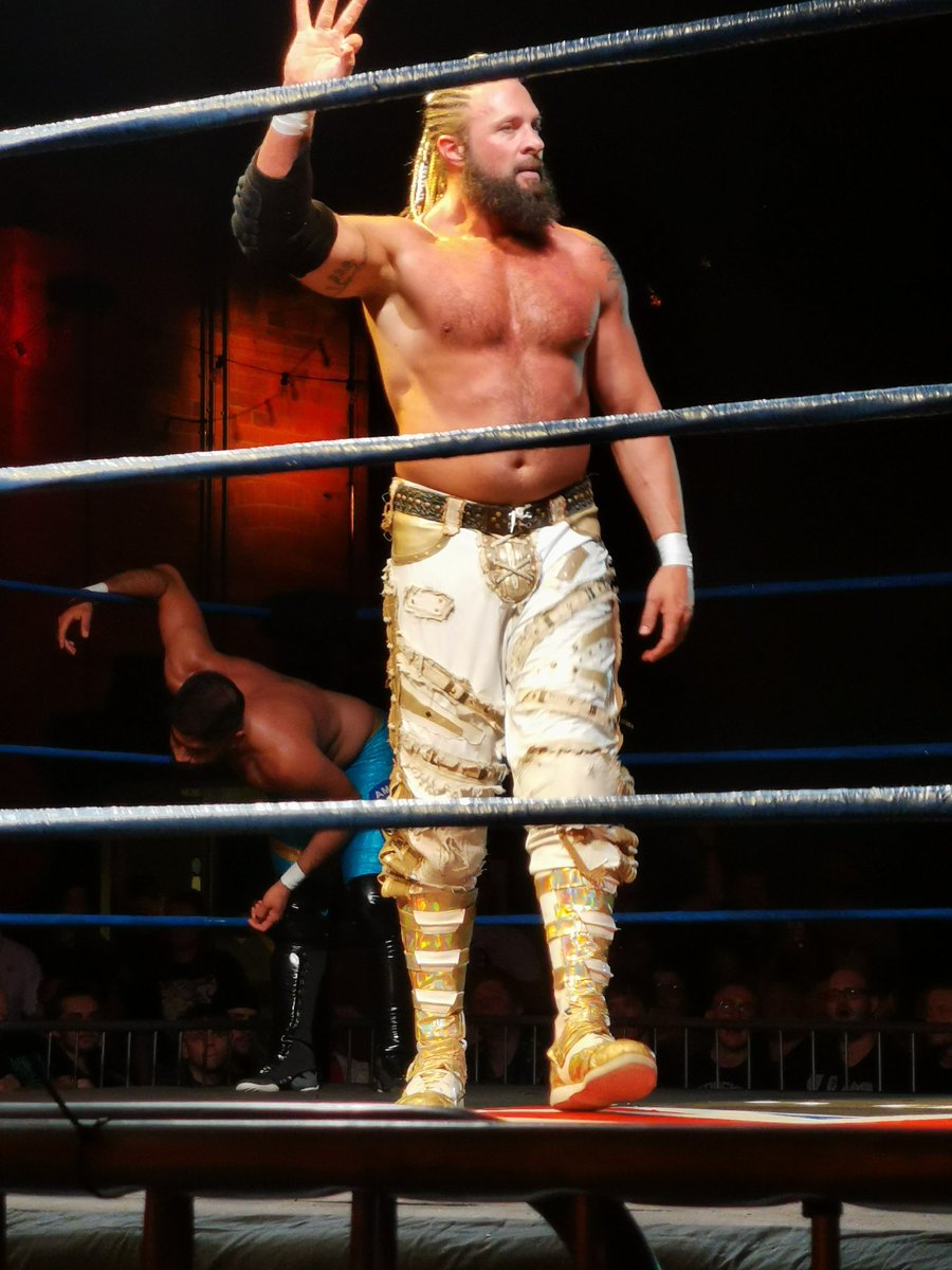 CrazyNatt96's tweet photo. Great show everyone!! 🔥💯 it really does get better and better with each show 💖🔥💯💪  @iamamirjordan @LanceHoyt @1ProWrestling #wrestling #1pw #prowrestling #lincoln #engineshed #1prowrestling https://t.co/NM2fY53dZI