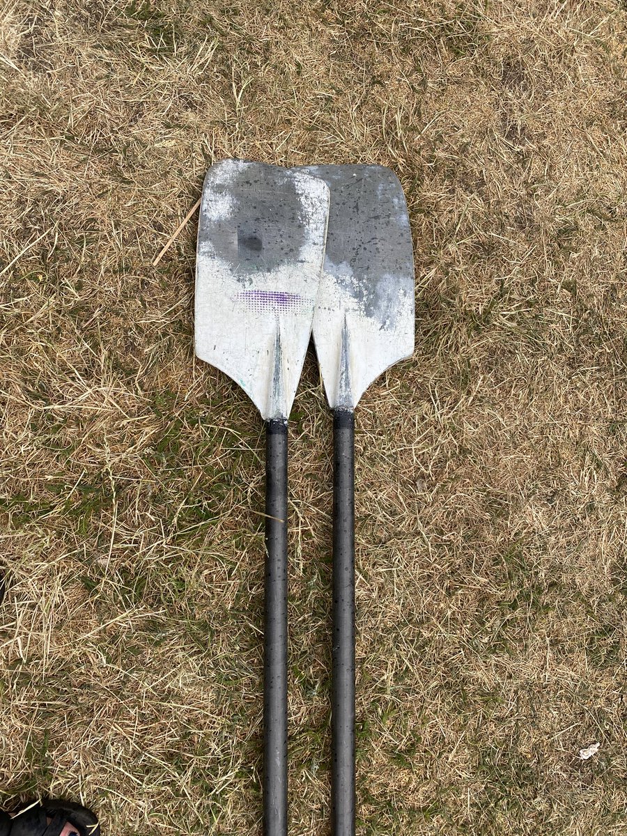ChesterRegatta's tweet photo. Lost property found after @ChesterRegatta 
1 set of old Concept 2 sculling blades found near slipway.

Initials ‘AK’ with yellow tape displaying ‘Viper Private’

Please get in contact if they’re yours. https://t.co/XdCaKClNTy